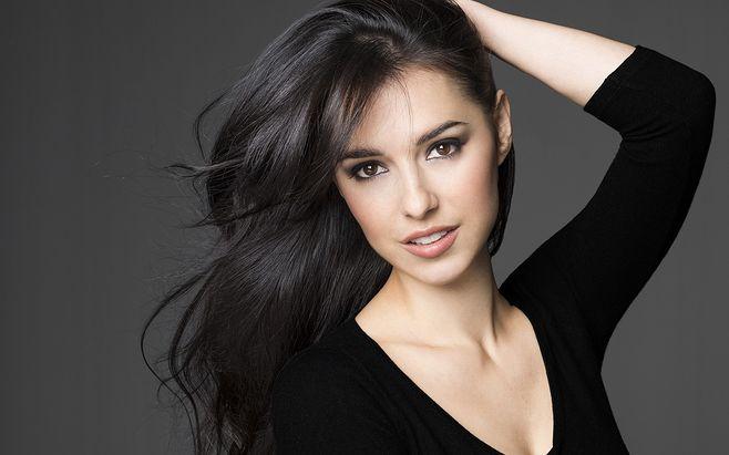 people 1920x1200 women dark hair smooth skin brown eyes black