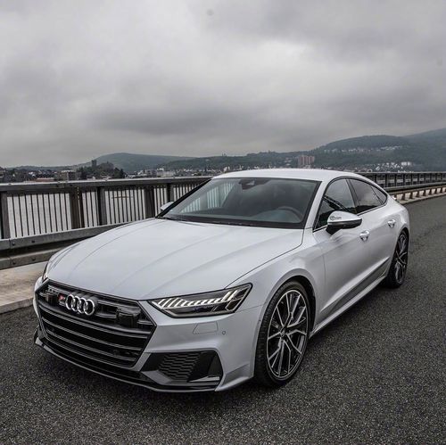 那么新款的奥迪s7又能迷倒多少同学呢?