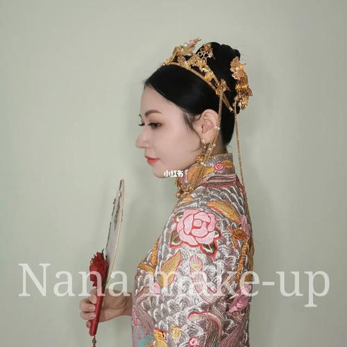 中式新娘发型_新娘发型_化妆师_新郎_婚嫁_婚礼造型