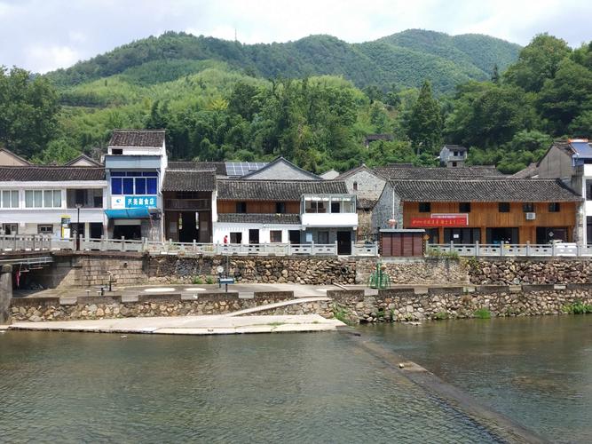 其它 大堰乡村游 写美篇柏坑村,是浙江省宁波市奉化市大堰镇的第一大