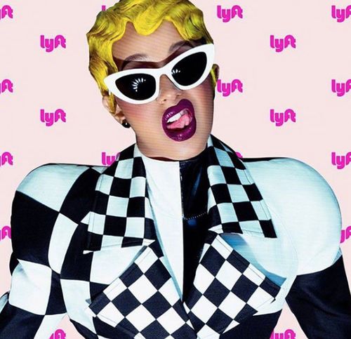 美国说唱歌手cardib宣布怀孕挺大肚为新专宣传