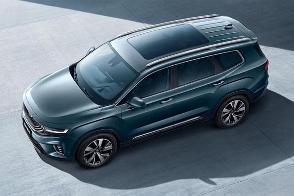 吉利首款中型越野车释放大空间优势