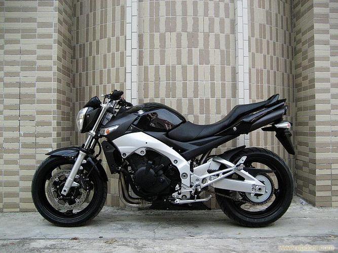 进口二手铃木摩托车街车06年gsr400(极品)碣石车行
