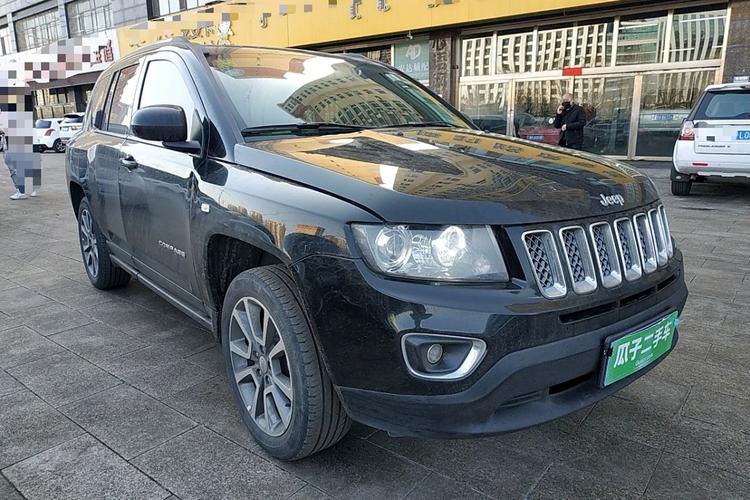 jeep 指南者 2014款 2.4l 四驱豪华版(进口)