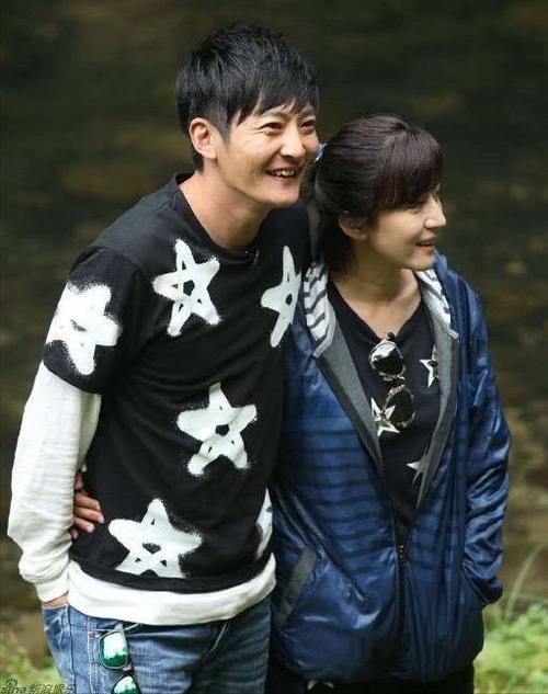 郭京飞对鲍莉一见钟情相识1个月便结婚姐姐鲍蕾都不知情