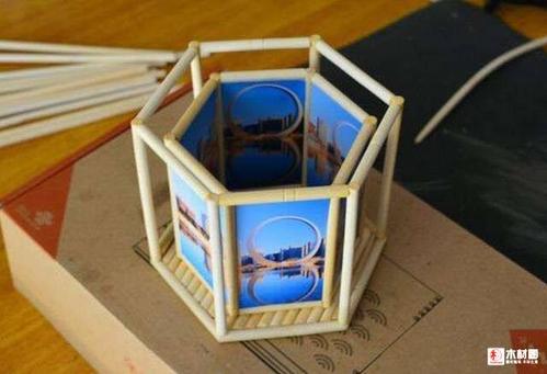 用竹签和筷子手工制作出一个美观实用的笔筒【批木网】
