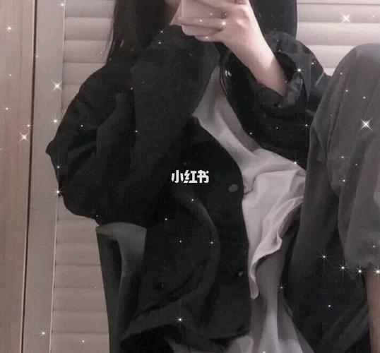 黑色系女生头像_黑色系_女生头像_素材_头像