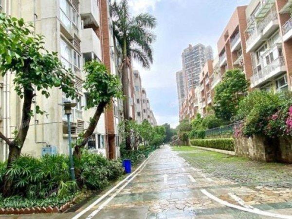 深圳布吉慢城中海怡瑞山居业主初次放租大两房,整个小区性价比较高