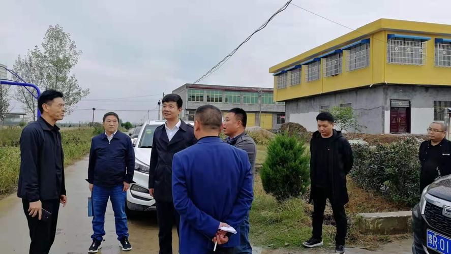 县委常委组织部长王稚,副县长王德会到厚坡镇指导软弱