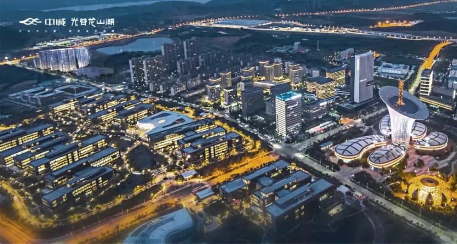 周边路网和轨交配套十分完善,其靠近外环线绕城高速, 在光谷东的环线