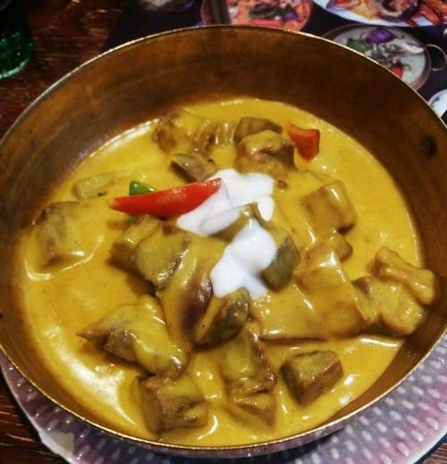 哈尔滨吃货萨瓦迪卡咖哩肉骨茶印尼九层塔咖喱狂欢