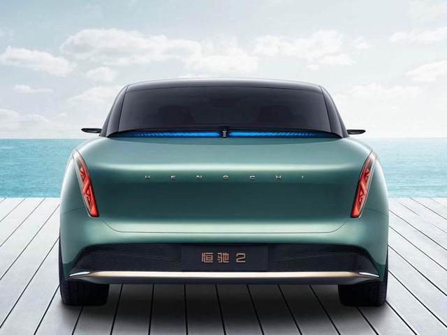 许家印的造车梦终于落地 6款恒驰新车同步亮相