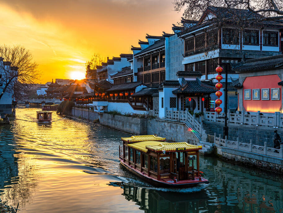江苏南京夫子庙秦淮河夕阳西下 宛若一幅油画