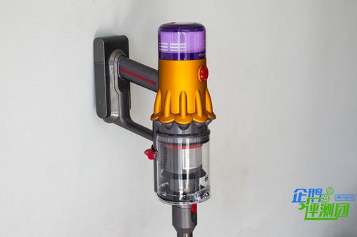 评戴森v12 detect slim吸尘器 看看激光"扫射"除尘有多强