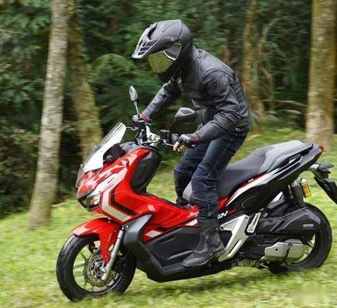 本田adv150踏板国内售价曝光.