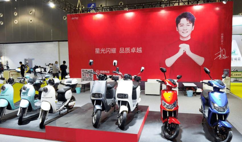 浙江展人气明星星光电动车强势冲击50万销量目标