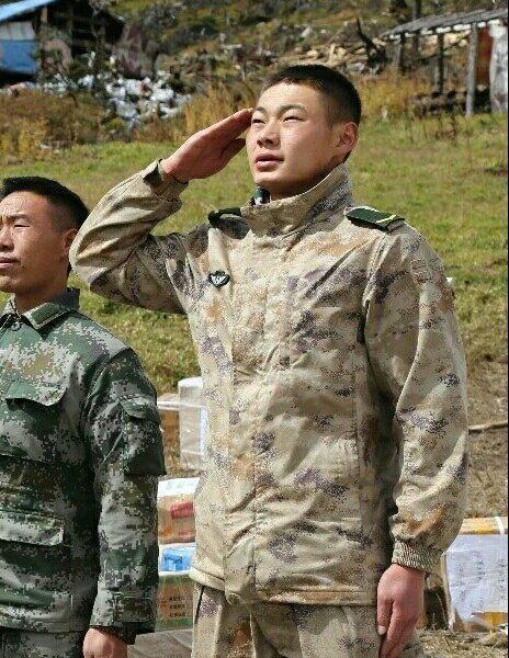 "星空"迷彩各系列版型汇总|作战服|臂章|作训服_网易