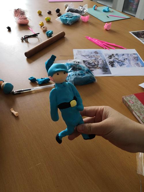 黏土制作社团—红军长征主题黏土人物社团活动过程