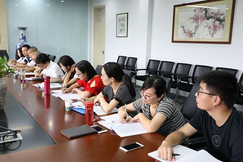 8月13日,对于我校新入职的十位教师而言,是充实而又难忘的.