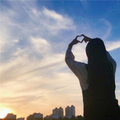 头像双影情侣头像带字背影