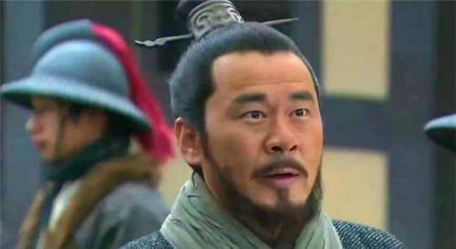 三国最窝囊的诸侯,兵强地广却不敢打仗,被袁绍吓得跑