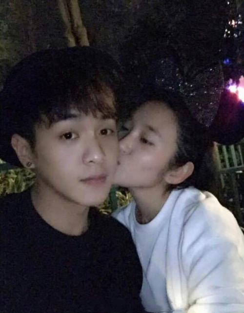 张若昀亲密称呼张艺昕老婆首次透露求婚告白细节我非你莫属