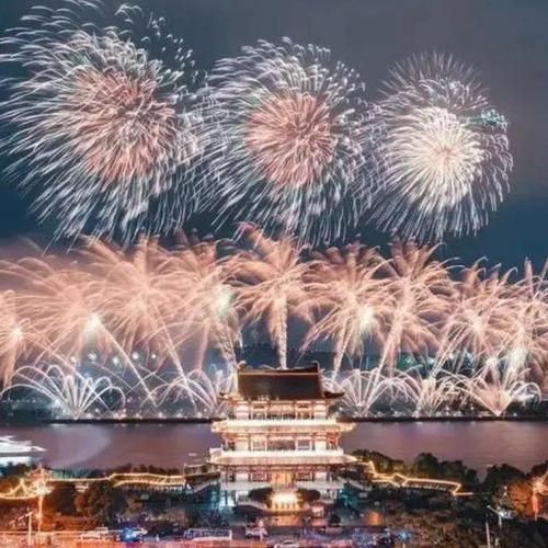 望周知今年元宵节橘子洲将不放烟花