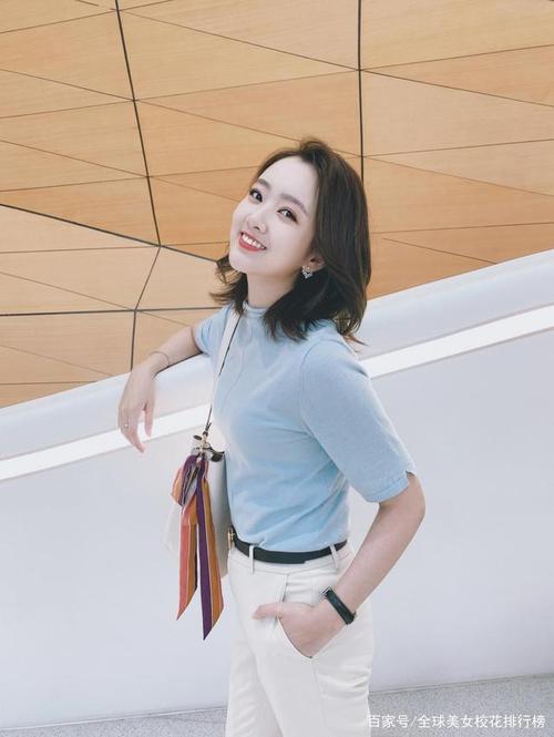 浙江传媒学院美女俞熙雯