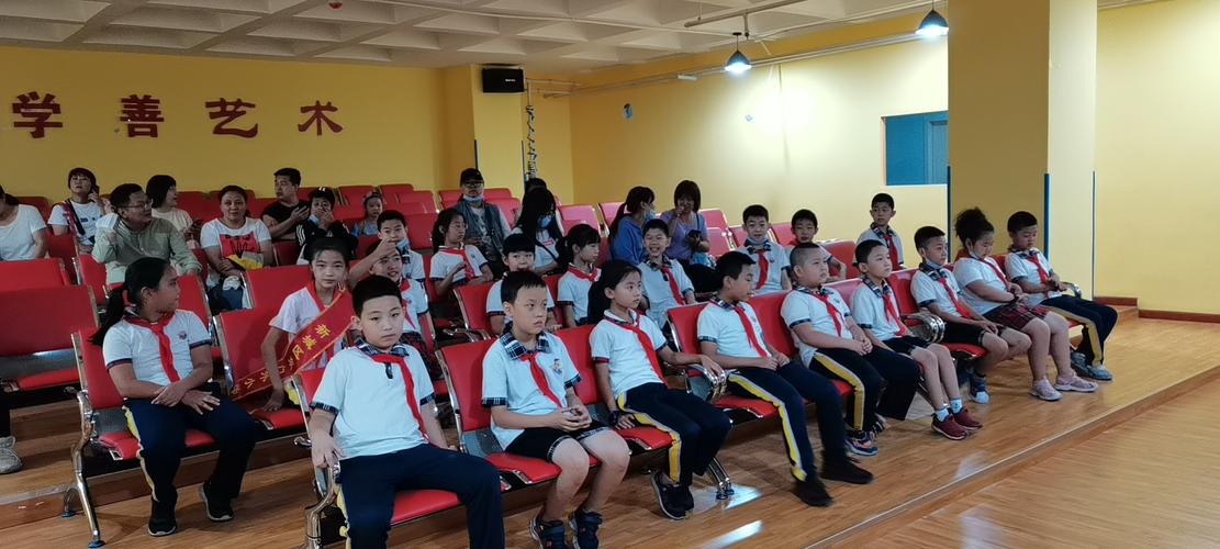 呼和浩特市新城区东门外小学三年四班"翰墨飘香"暑期活动