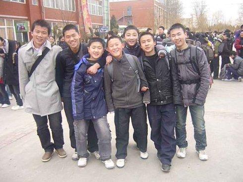 求实新闻 求实中学东校举行负重越野赛