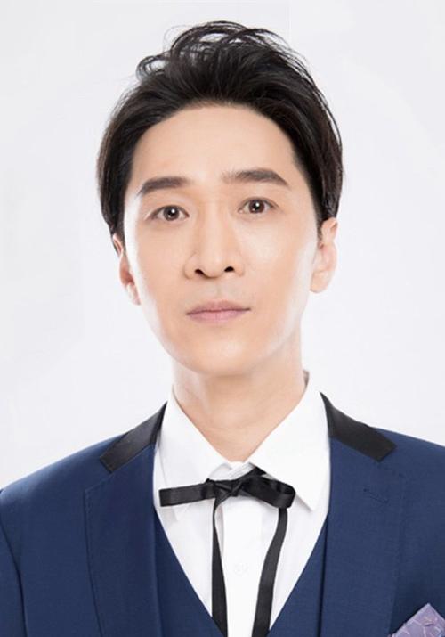 · · · ·             王宁,开心麻花