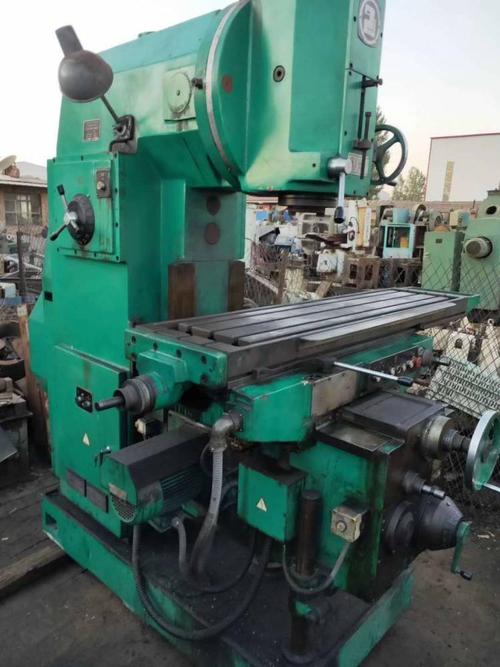 【高价回收齐二x5040立式升降台铣床二手立式铣床】图片