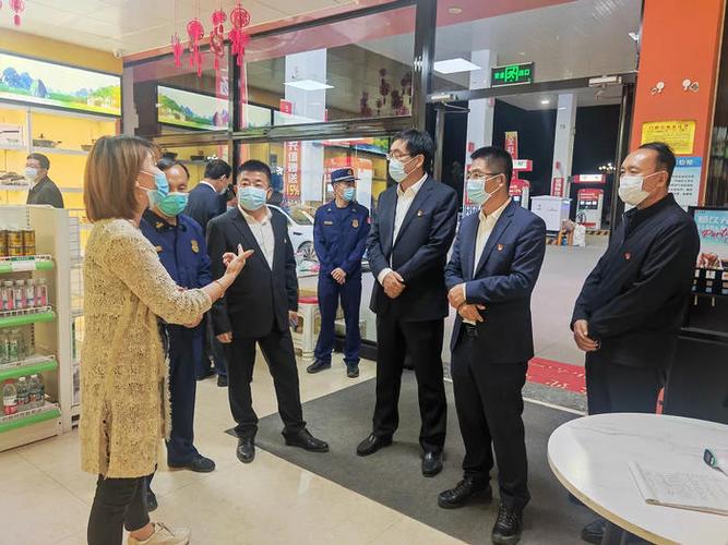 姬世平检查重点场所安全生产和疫情防控工作