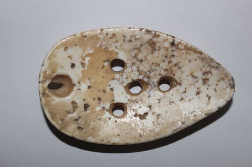 兴隆哇文化时期玉面珮