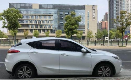 长安 逸动xt 2015款 xt 1.6l 手动锐酷型 国iv