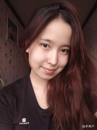 女生们素颜都是什么样的?