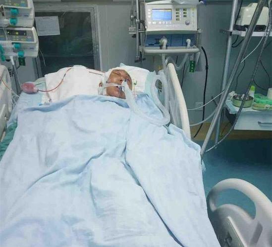 丈夫意外车祸重伤,至今仍在重症监护室生死未卜我何时