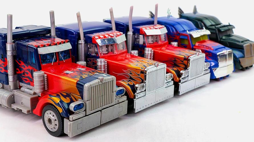 双辆变形金刚擎天柱透明版卡车汽车机器人玩具