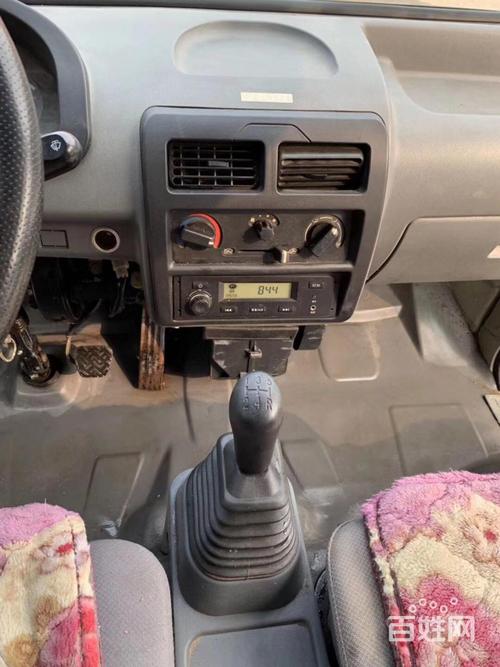 16年3月纯自用福田驭菱v01手动挡箱货