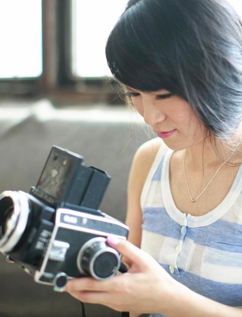 陶陶,音乐调频968主持人,曾经和可乐搭档主持娱乐综艺节目《可听可乐