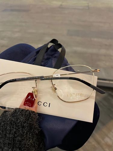 肖战同款 | gucci镜框_镜框_古驰怎么样_眼镜_搭配神器_高颜值眼镜