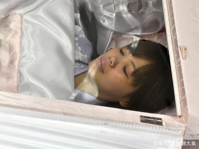 17具美女尸体失窃,竟在村民厨房发现线索|蒋虎|死人_网易订阅