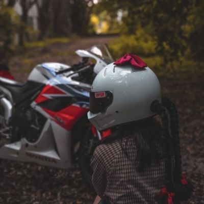 超酷机车美少女头像