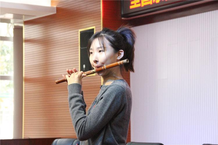 竹笛独奏《扬鞭催马运粮忙》——青年竹笛演奏家张芸菲
