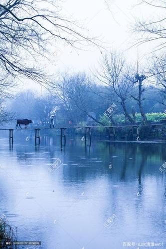 江南烟雨蒙蒙美景