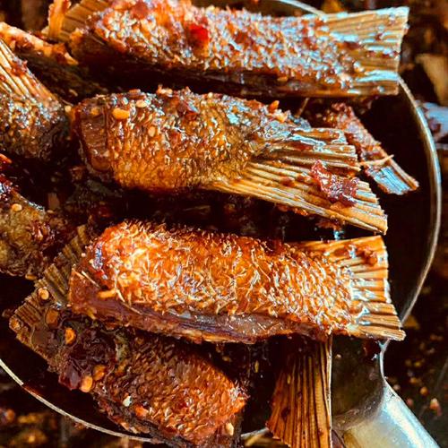 飘飘尾巴零食鱼尾辣味辣酱鱼排香辣