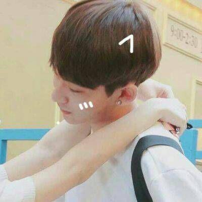 文艺甜蜜幸福情侣头像一男一女你长了一副我喜欢的样子