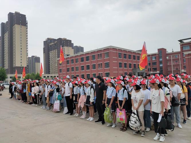 项城市莲溪中学《行走人工天河·探访文明之源》研学旅行