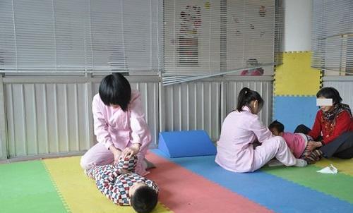 宝宝6个月前如果有这些表现可能是小儿脑瘫家长别忽视