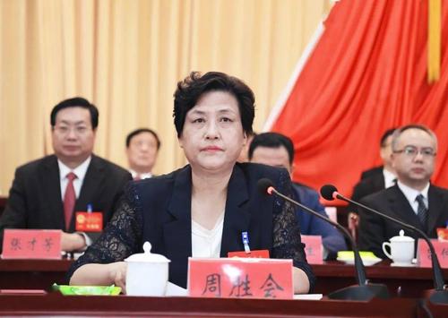 张才芳作就职发言